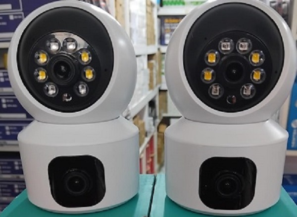 Dual lens nanny camera WIFI